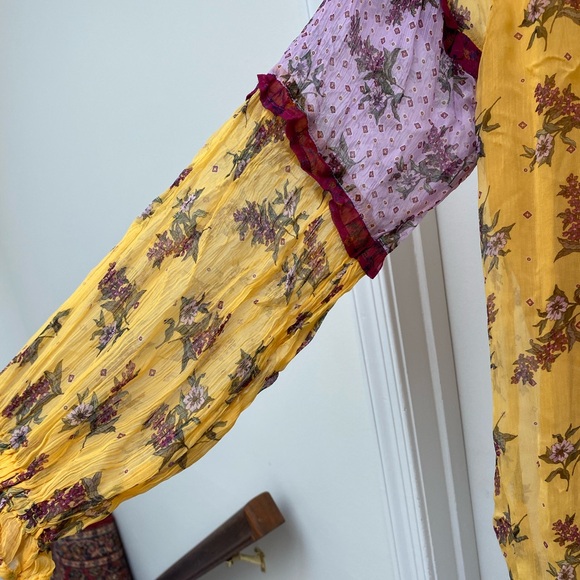 Sundance Vibrant Yellow and Purple Floral Dreams Ruffle Blouse - Size L - Picture 4 of 6